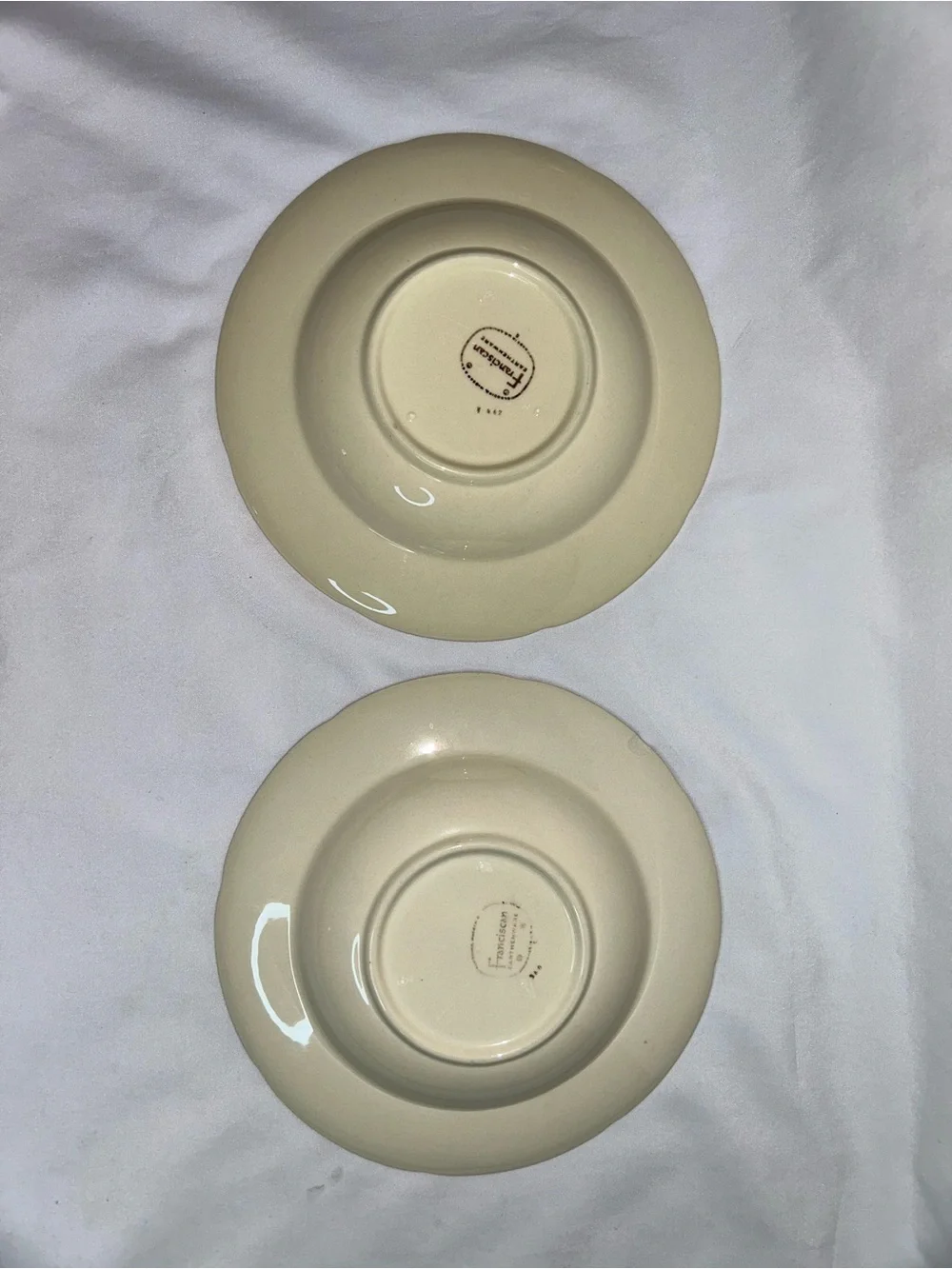 Franciscan Apple Print Vintage Hand-Painted Salad Soup Bowls Set of 7  - 1 Chip